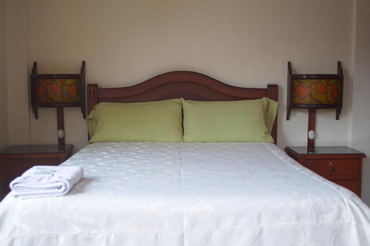 Hostal Monte Carmelo 바뇨스 외부 사진